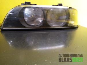 Used Headlight, left BMW 5 serie (E39) 525d 24V Price € 60,00 Margin scheme offered by Autodemontage Klaas Boer