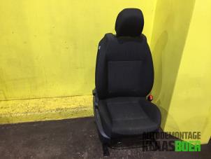 Used Seat, right Peugeot 5008 I (0A/0E) 1.6 VTI 16V Price € 150,00 Margin scheme offered by Autodemontage Klaas Boer