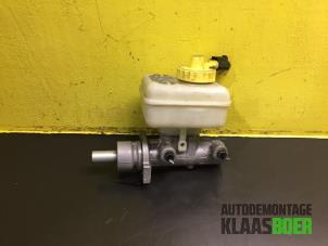 Used Brake fluid reservoir Volkswagen Golf IV (1J1) 1.4 16V Price € 20,00 Margin scheme offered by Autodemontage Klaas Boer