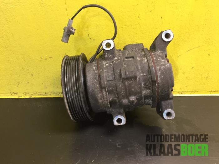 Usagé Pompe clim Toyota Hilux IV 2.5 D4-D 16V 4x4 Prix € 150,00 Règlement à la marge proposé par Autodemontage Klaas Boer