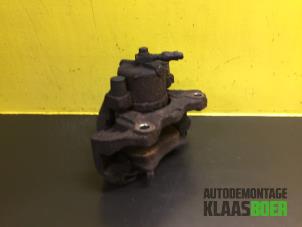 Used Front brake calliper, right Opel Astra H SW (L35) 1.6 16V Twinport Price € 30,00 Margin scheme offered by Autodemontage Klaas Boer