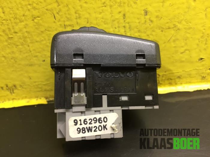 Height control switch Volvo C70 2.3 T5 20V - 9162960 ALPS
