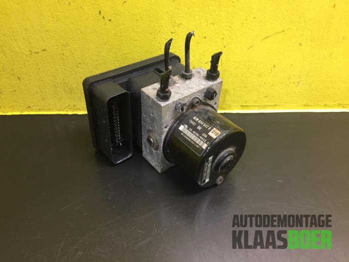 Usagé Bloc ABS Audi A2 (8Z0) 1.4 TDI Prix € 75,00 Règlement à la marge proposé par Autodemontage Klaas Boer