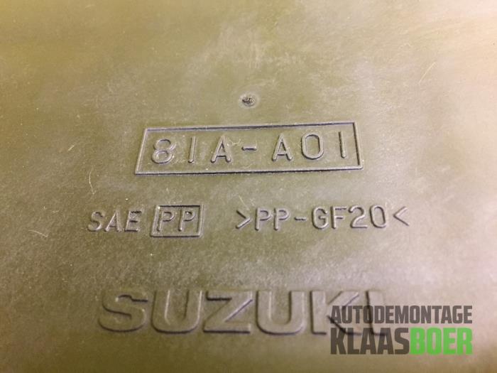 Obudowa filtra powietrza z Suzuki Jimny Hardtop 1.3i 16V 1999