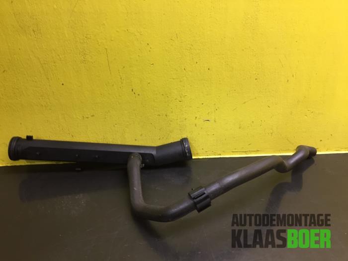 Begagnade Vattenrör Skoda Fabia (6Y5) 1.4i 16V Pris € 10,00 Marginaltabell erbjuds av Autodemontage Klaas Boer