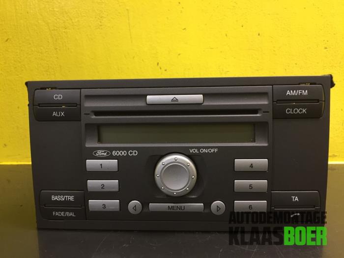 Radio CD player from a Ford Fusion 1.4 TDCi 2005