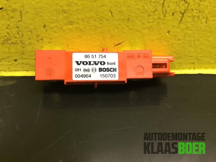 Używane Czujnik ABS Volvo XC90 I 2.9 T6 24V Cena € 30,00 Procedura marży oferowane przez Autodemontage Klaas Boer