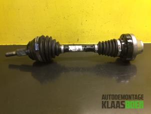 Used Front drive shaft, right Volkswagen Touareg (7LA/7L6) 2.5 TDI R5 Price € 35,00 Margin scheme offered by Autodemontage Klaas Boer