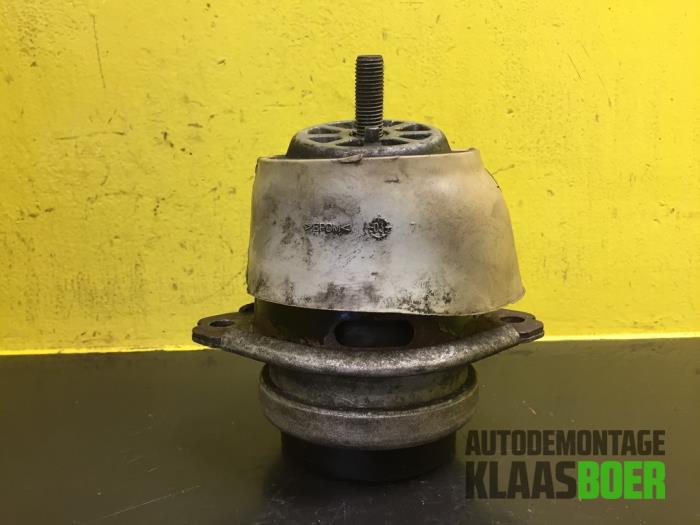 Usagé Support moteur Volkswagen Touareg (7LA/7L6) 2.5 TDI R5 Prix € 25,00 Règlement à la marge proposé par Autodemontage Klaas Boer
