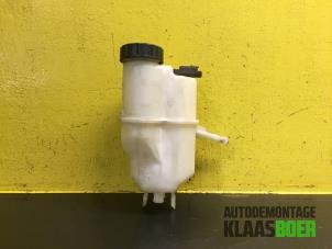 Used Brake fluid reservoir Peugeot 508 (8D) 1.6 HDiF 16V Price € 25,00 Margin scheme offered by Autodemontage Klaas Boer