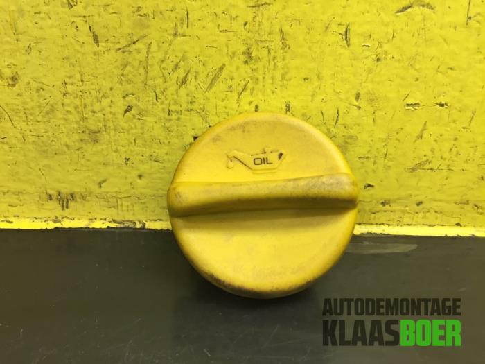Gebrauchte Ölkappe Opel Corsa D 1.2 16V Preis € 10,00 Margenregelung angeboten von Autodemontage Klaas Boer