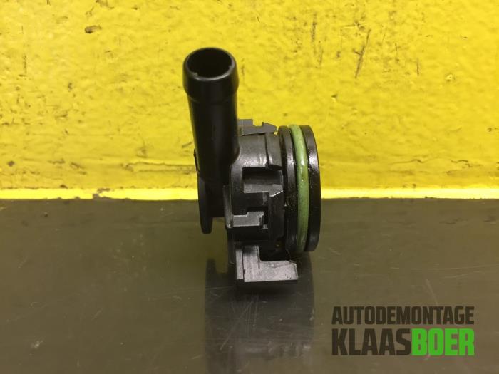 PCV valve Volkswagen Up! 1.0 12V 75 04E103175 CHYB