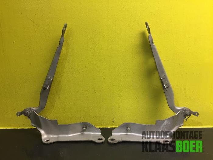 Motorhaube Scharnier Volvo XC90 I 2.9 T6 24V - 00000 