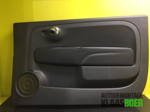Używane Tapicerka drzwi prawych wersja 2-drzwiowa Fiat 500 (312) 1.2 69 Cena € 65,00 Procedura marży oferowane przez Autodemontage Klaas Boer