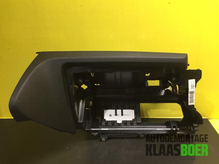 Begagnade Handskfack BMW 1 serie (E87/87N) 118d 16V Pris € 25,00 Marginaltabell erbjuds av Autodemontage Klaas Boer