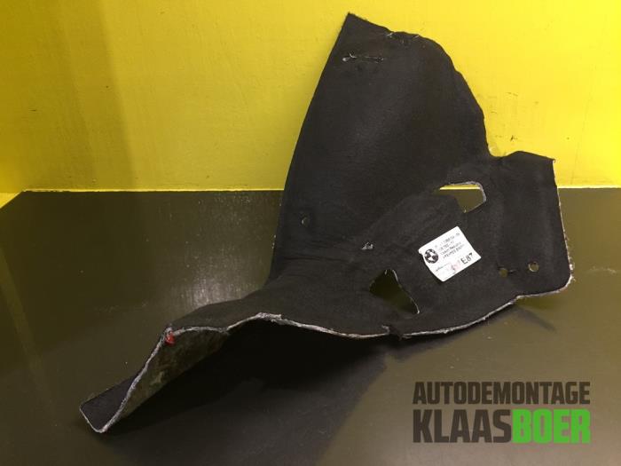 Begagnade Bagagematta BMW 1 serie (E87/87N) 118d 16V Pris € 15,00 Marginaltabell erbjuds av Autodemontage Klaas Boer