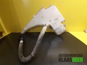 Used Front windscreen washer reservoir BMW 1 serie (E87/87N) 118d 16V Price € 20,00 Margin scheme offered by Autodemontage Klaas Boer