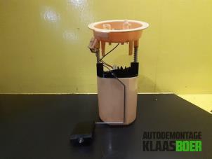 Usagé Pompe d'injection BMW 1 serie (E87/87N) 118d 16V Prix € 40,00 Règlement à la marge proposé par Autodemontage Klaas Boer