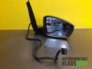 Used Wing mirror, right Volkswagen Polo V (6R) 1.6 TDI 16V 90 Price € 40,00 Margin scheme offered by Autodemontage Klaas Boer