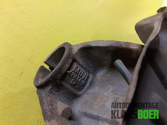 Knuckle, front right from a MINI Mini One/Cooper (R50) 1.6 16V One 2002