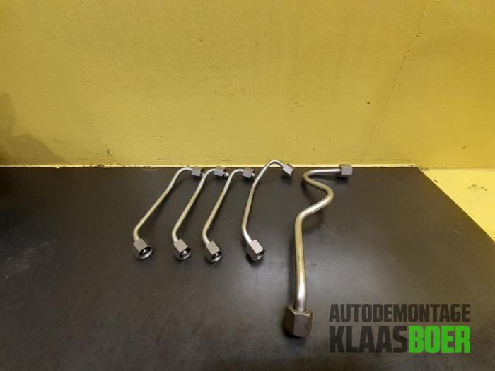 Używane Przewód paliwowy BMW 1 serie (E87/87N) 118i 16V Cena € 45,00 Procedura marży oferowane przez Autodemontage Klaas Boer