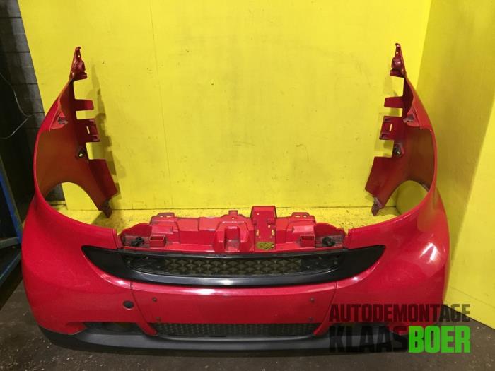 Front bumper from a Smart Fortwo Coupé (451.3) 1.0 52 KW 2008