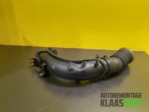 Used Turbo pipe Peugeot 508 (8D) 2.0 Hybrid4 16V Price € 18,00 Margin scheme offered by Autodemontage Klaas Boer