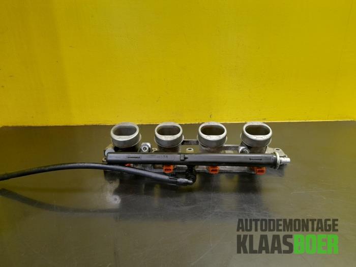 Usagé Système d'injection Alfa Romeo 147 (937) 1.6 Twin Spark 16V Prix € 85,00 Règlement à la marge proposé par Autodemontage Klaas Boer