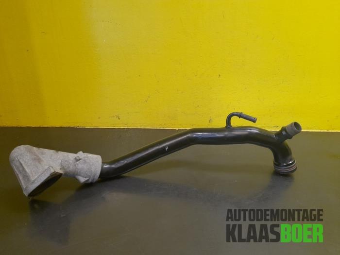 Gebrauchte Wasserrohr Peugeot 508 (8D) 2.0 Hybrid4 16V Preis € 50,00 Margenregelung angeboten von Autodemontage Klaas Boer