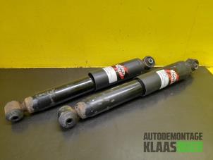 Used Shock absorber kit Fiat Stilo MW (192C) 1.6 16V Price € 45,00 Margin scheme offered by Autodemontage Klaas Boer