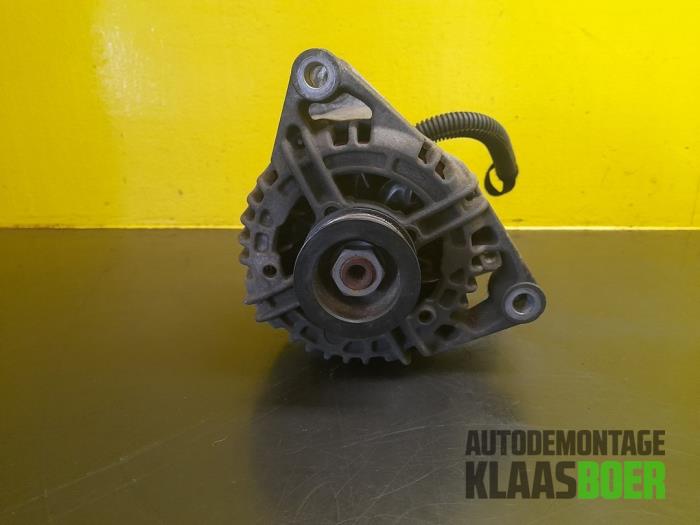 Begagnade Dynamo Opel Corsa D 1.4 16V Twinport Pris € 30,00 Marginaltabell erbjuds av Autodemontage Klaas Boer