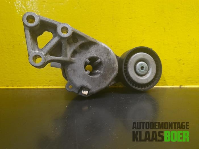 Used Engine mount Volkswagen Golf IV Variant (1J5) 1.6 16V Price € 25,00 Margin scheme offered by Autodemontage Klaas Boer