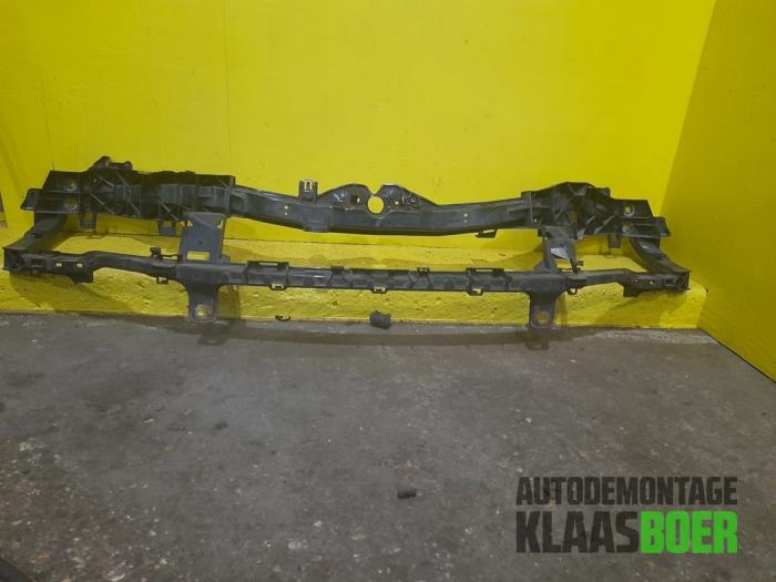 Używane Panel przedni Ford Focus 2 Wagon 1.6 16V Cena € 50,00 Procedura marży oferowane przez Autodemontage Klaas Boer
