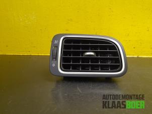 Used Air grill side Volkswagen Passat (3C2) 2.0 TDI 140 Price € 20,00 Margin scheme offered by Autodemontage Klaas Boer