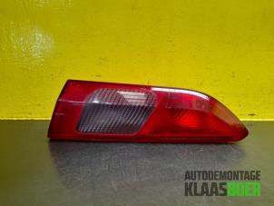 Używane Tylne swiatlo pozycyjne prawe Alfa Romeo 156 (932) 1.8 Twin Spark 16V Cena € 25,00 Procedura marży oferowane przez Autodemontage Klaas Boer