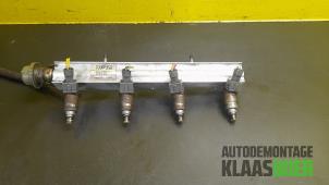 Used Fuel injector nozzle Honda Civic Coupé (EJ1/2) 1.6 ESi 16V Price € 40,00 Margin scheme offered by Autodemontage Klaas Boer