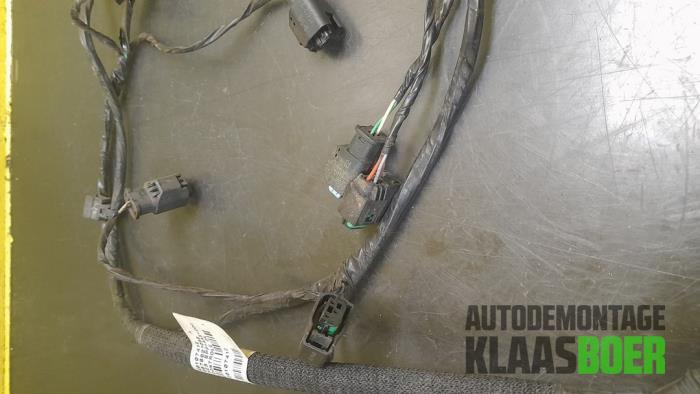 Pdc wiring harness from a Peugeot 508 (8D) 2.0 Hybrid4 16V 2012
