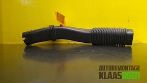 Used Air intake hose BMW 5 serie (F10) 530d 24V Price € 25,00 Margin scheme offered by Autodemontage Klaas Boer