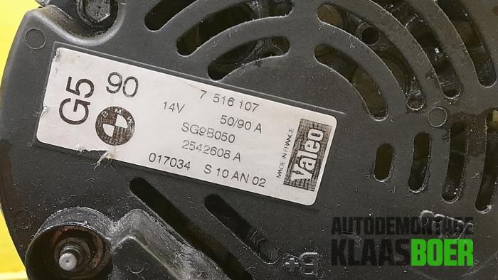 Dynamo van een BMW 3 serie Touring (E46/3) 318i 16V 2002