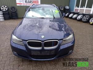 Used Front bumper BMW 3 serie Touring (E91) 320d 16V Efficient Dynamics Edition Price € 450,00 Margin scheme offered by Autodemontage Klaas Boer