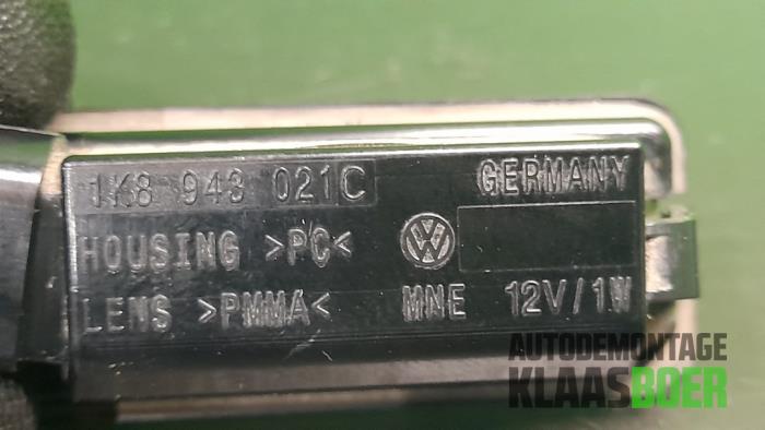 Registration plate light from a Volkswagen Golf VII (AUA) e-Golf 2019