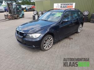 Used Front wing, left BMW 3 serie Touring (E91) 318i 16V Price € 75,00 Margin scheme offered by Autodemontage Klaas Boer