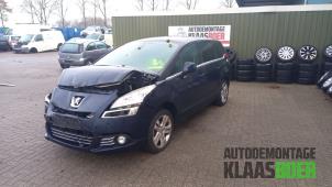 Used Front wing, left Peugeot 5008 I (0A/0E) 1.6 THP 16V Price € 80,00 Margin scheme offered by Autodemontage Klaas Boer