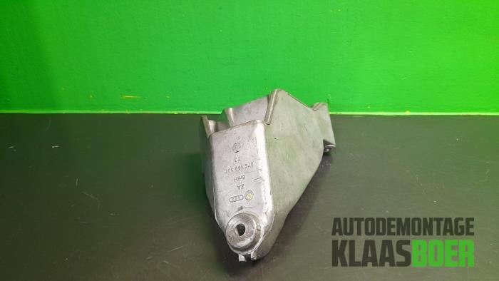 Used Engine mount Volkswagen Crafter 2.5 TDI 30/35/50 Price € 30,00 Margin scheme offered by Autodemontage Klaas Boer