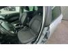 Aile avant droite d'un Seat Ibiza ST (6J8) 1.2 TDI Ecomotive 2012