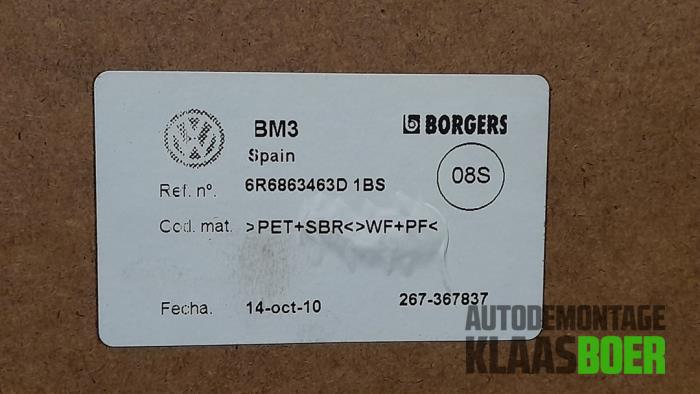 Tapizado de maletero de un Volkswagen Polo V (6R) 1.2 TDI 12V BlueMotion 2011