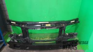 Gebrauchte Vorderwand Landrover Range Rover III (LM) 4.4 V8 32V Preis € 300,00 Margenregelung angeboten von Autodemontage Klaas Boer