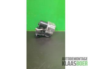 Usagé Bloc ABS Dodge Ram 3500 Standard Cab (DR/DH/D1/DC/DM) 5.7 V8 Hemi 1500 4x2 Prix € 75,00 Règlement à la marge proposé par Autodemontage Klaas Boer