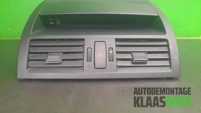 Używane Panel Mazda 6 SportBreak (GH19/GHA9) 2.2 CITD 16V 185 Cena € 25,00 Procedura marży oferowane przez Autodemontage Klaas Boer