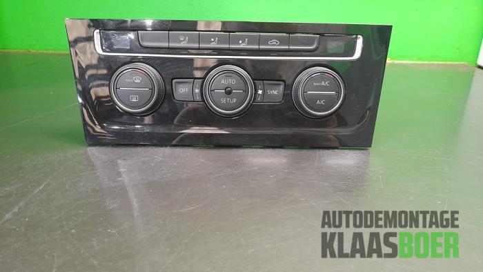 Używane Panel climatronic Volkswagen Golf VII (AUA) 1.2 TSI 16V Cena € 75,00 Procedura marży oferowane przez Autodemontage Klaas Boer